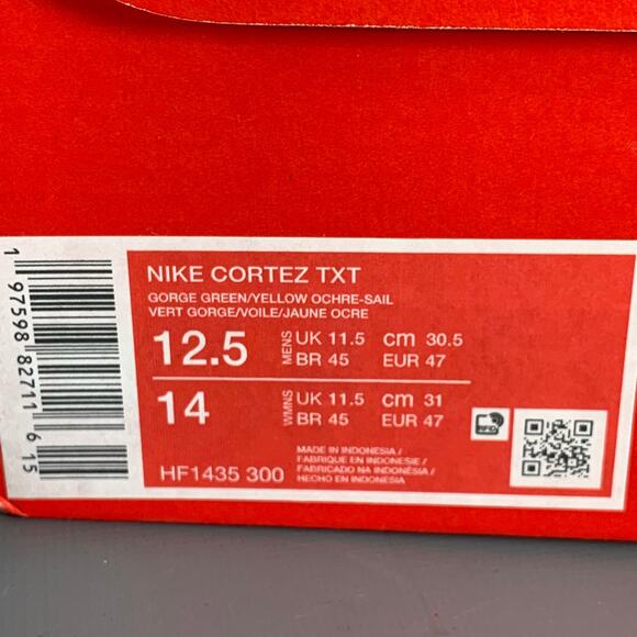 NIKE Size 12.5 Cortez TXT Green Yellow Suede Polyester Low Top Sneakers - Picture 10 of 10